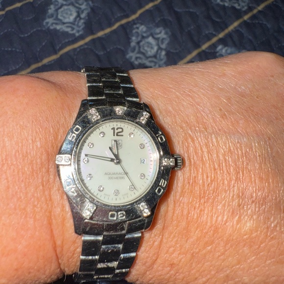 Tag Heuer Aquaracer Diamond Women's Watch - Picture 5 of 10